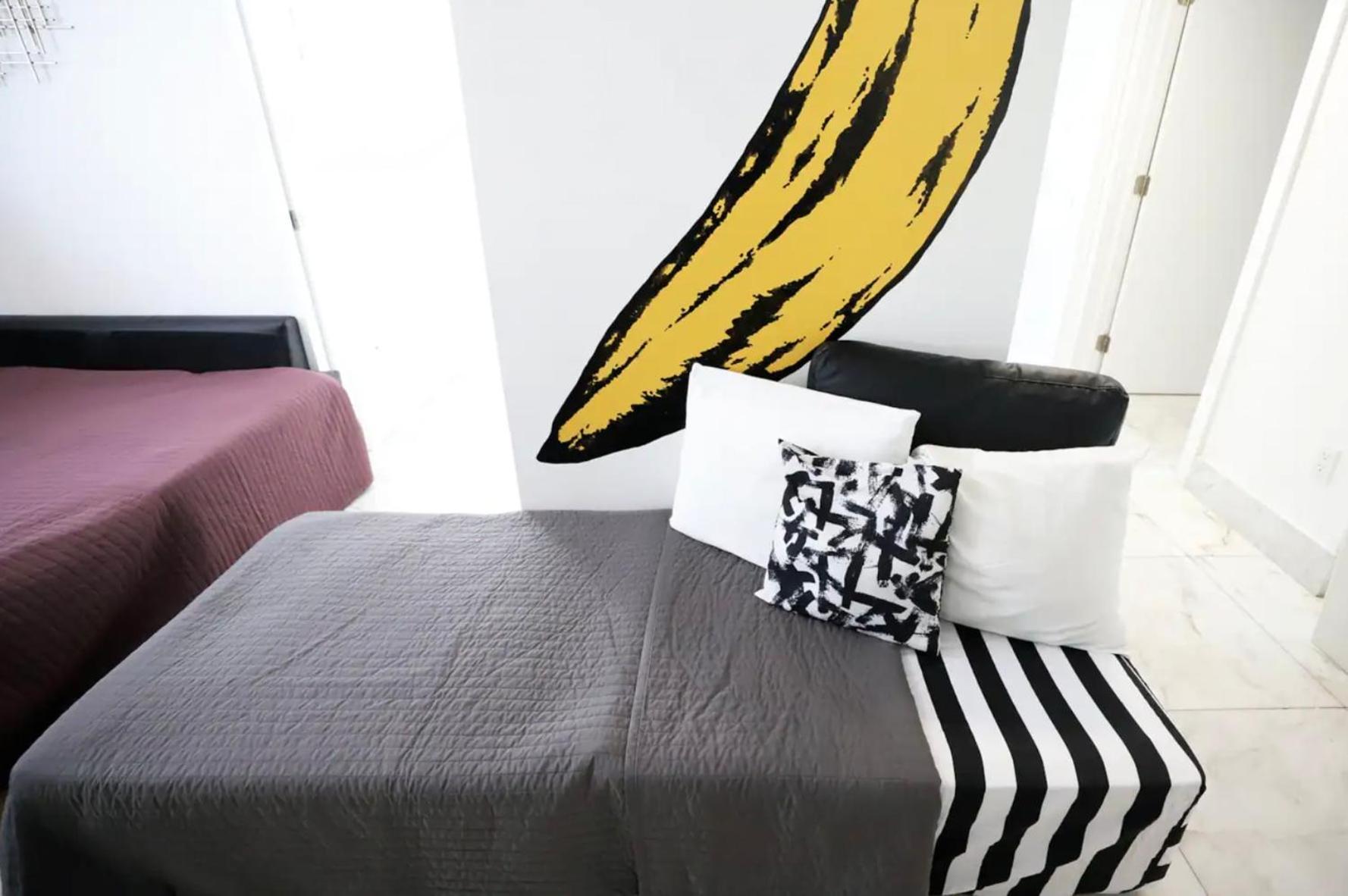 South Beach 2 Bedroom Family & Pet Friendly Apartment With Balcony & Free Parking 마이애미 비치 외부 사진