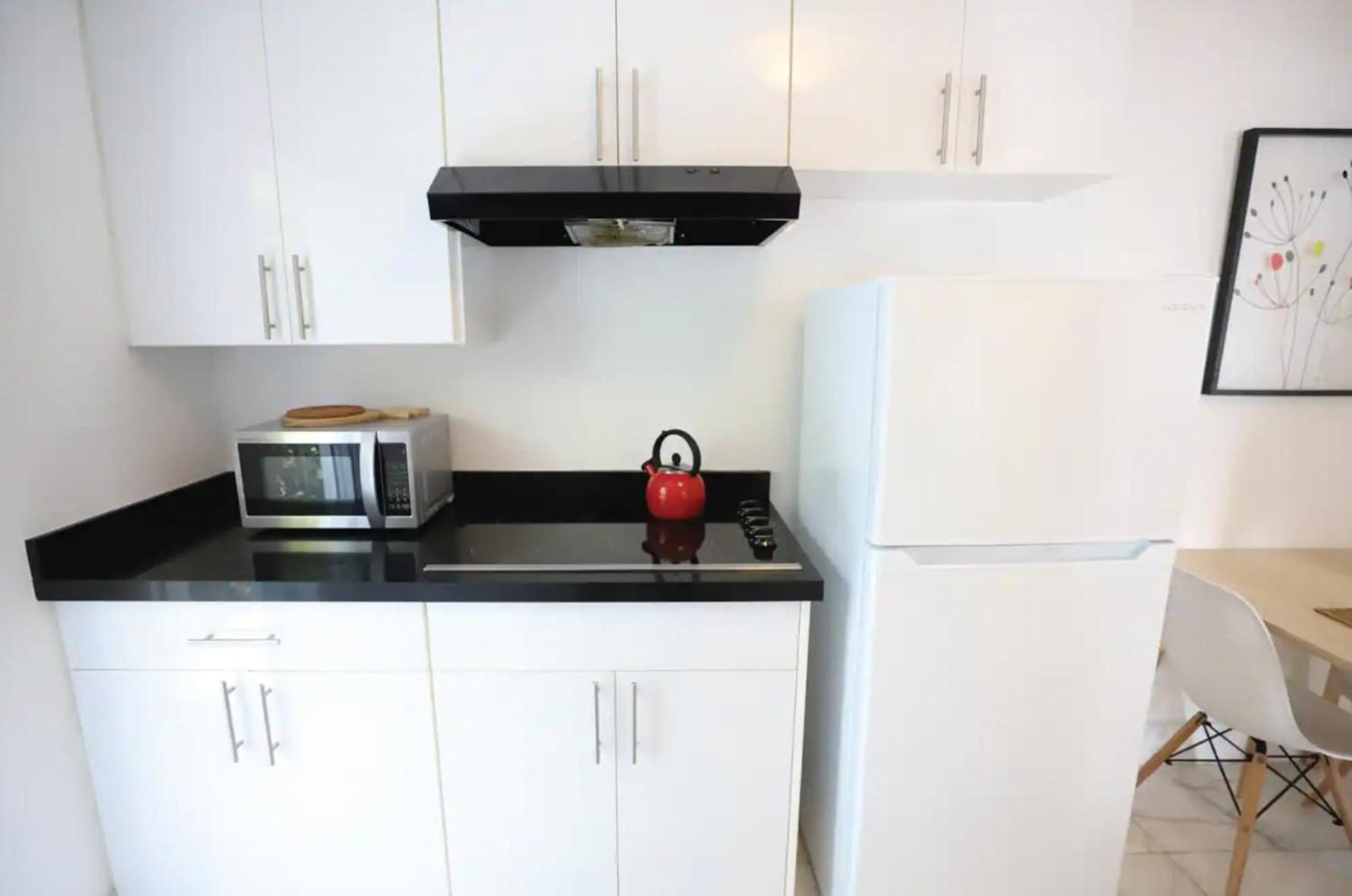South Beach 2 Bedroom Family & Pet Friendly Apartment With Balcony & Free Parking 마이애미 비치 외부 사진
